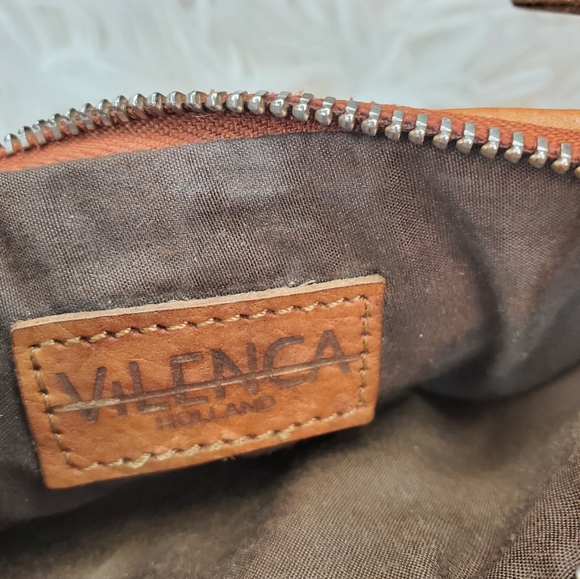 Vilenca Holland Women's Browm Leather Woven Credit Card Slots Organizer - Picture 8 of 10